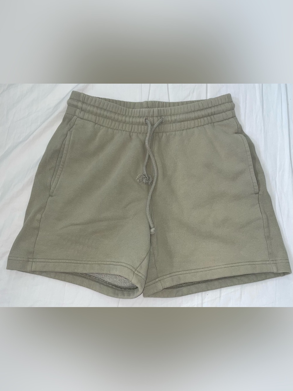 Aritzia TNA Women’s Cozy High Waisted Fleece Shorts XS